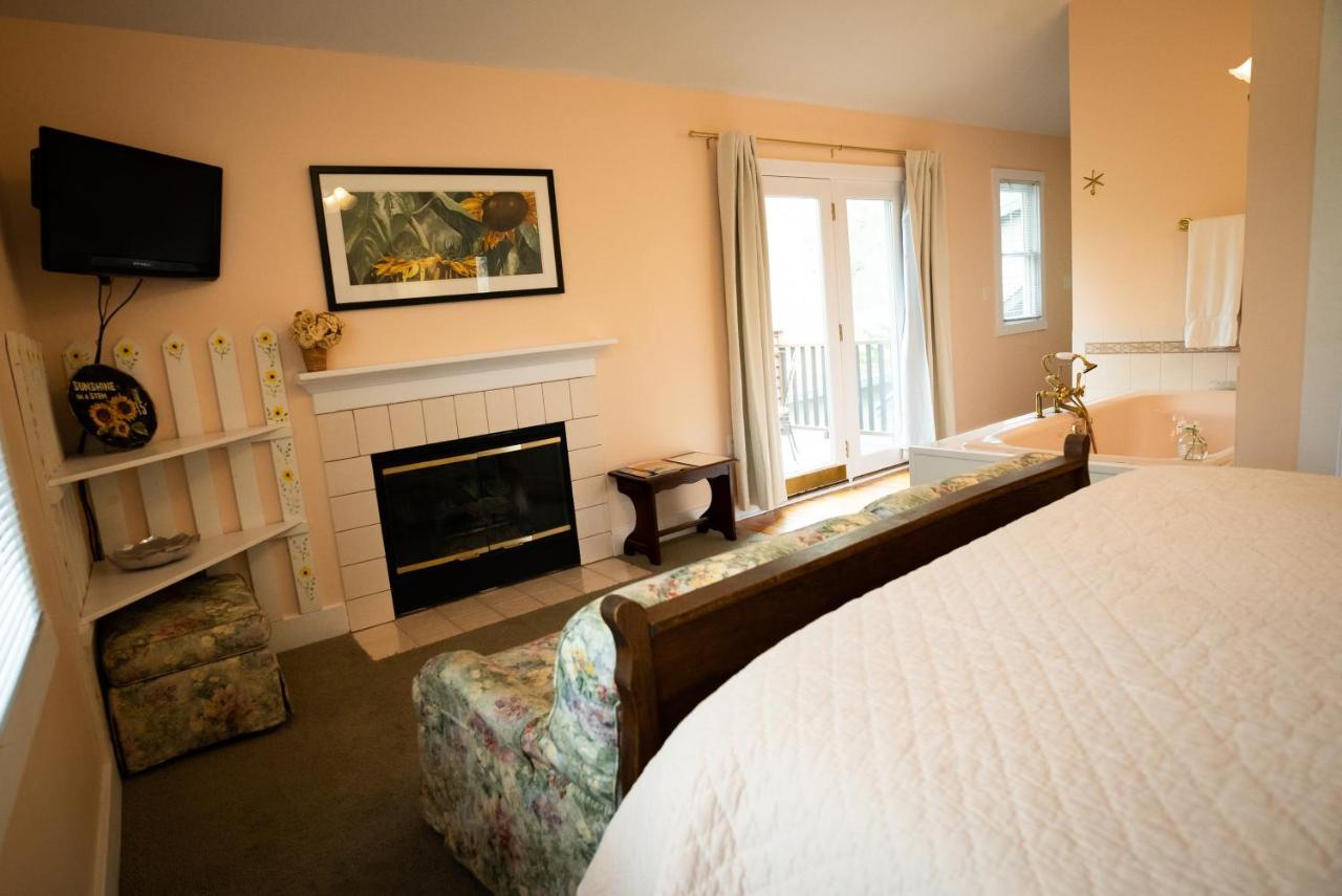 Garden Grove Inn Bed And Breakfast Union Pier Luaran gambar